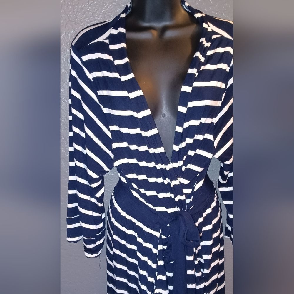 Navy & Striped robe w/attached belt - Picture 4 of 8
